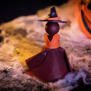 Sorcière d'Halloween en chocolat noir du Mexique